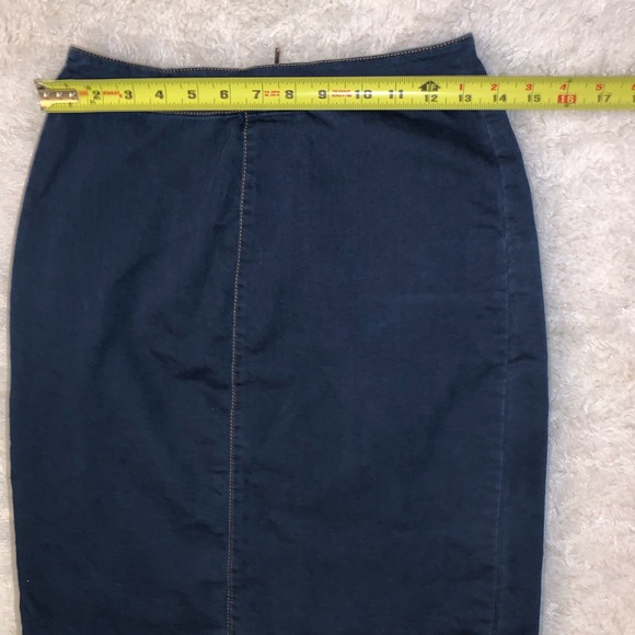 Woman jean pencil skirt - Picture 9 of 11